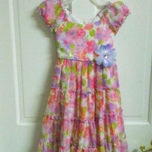 Girls dress size 6